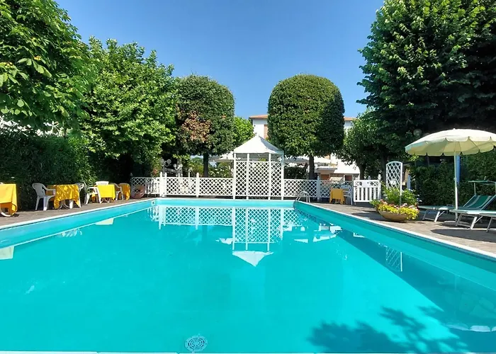  Garden B&B